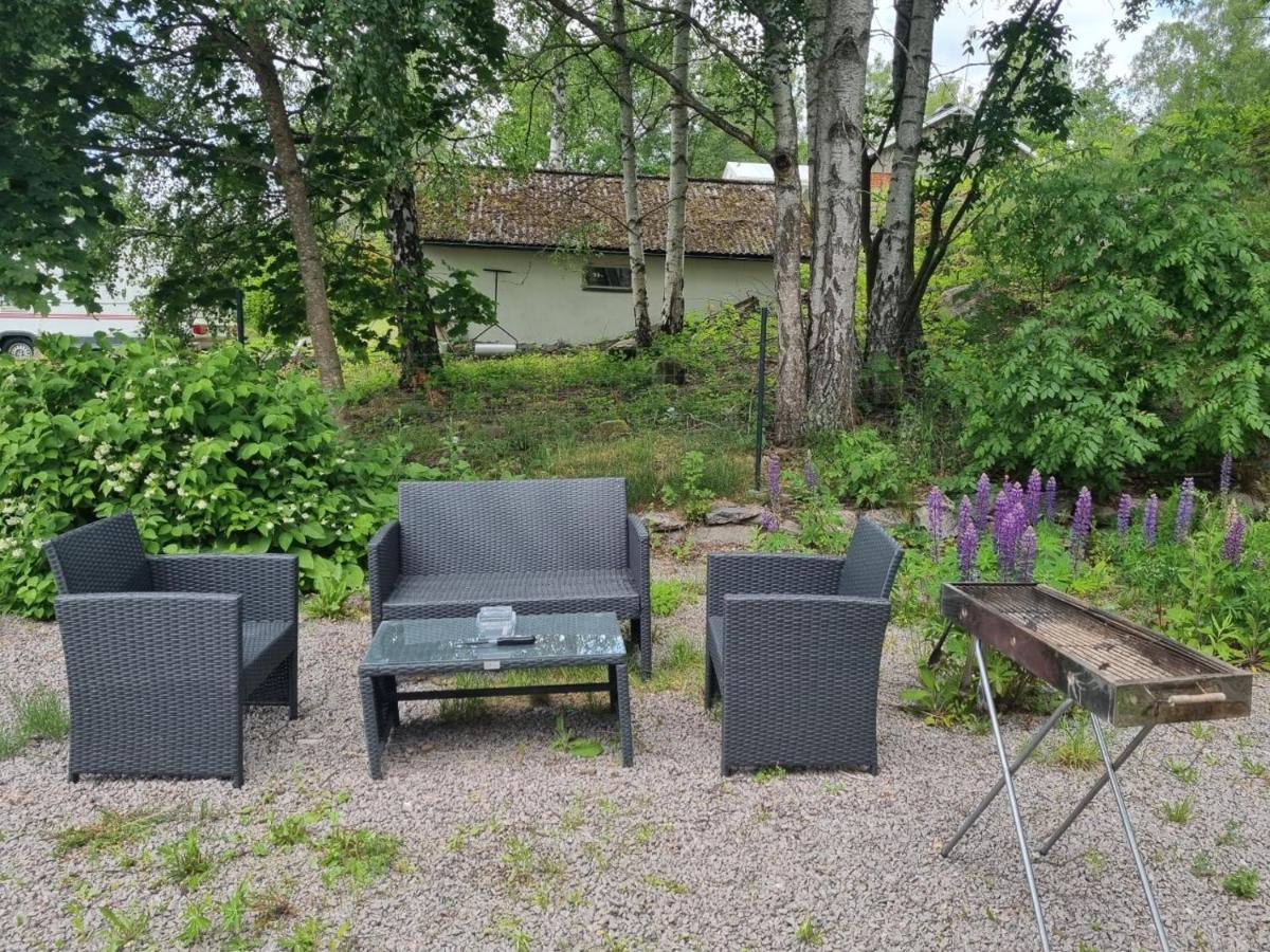 Apartament Moonlight - Trevlig Kallarlagenhet Broby Zewnętrze zdjęcie