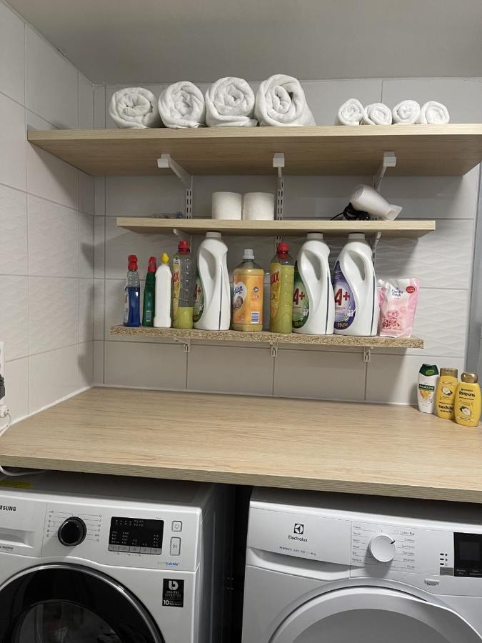 Apartament Moonlight - Trevlig Kallarlagenhet Broby Zewnętrze zdjęcie